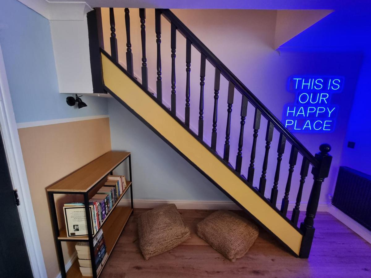 Salt & Surf-Sea Views In Saltburn Apartment Bagian luar foto
