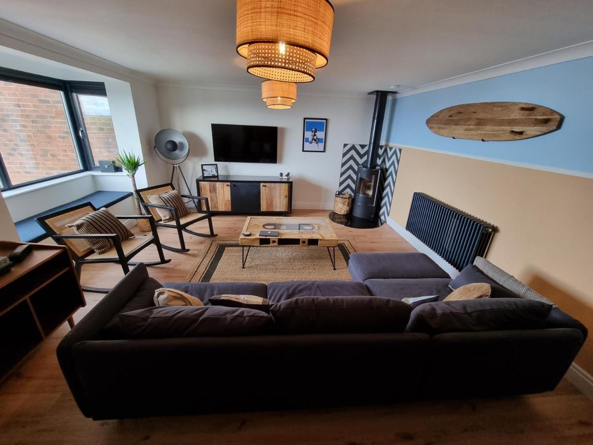 Salt & Surf-Sea Views In Saltburn Apartment Bagian luar foto