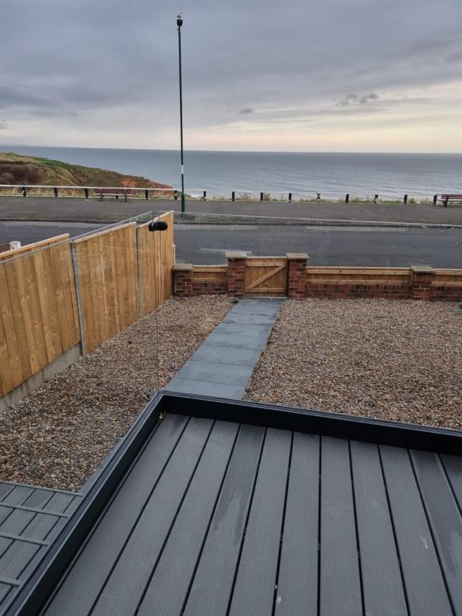 Salt & Surf-Sea Views In Saltburn Apartment Bagian luar foto